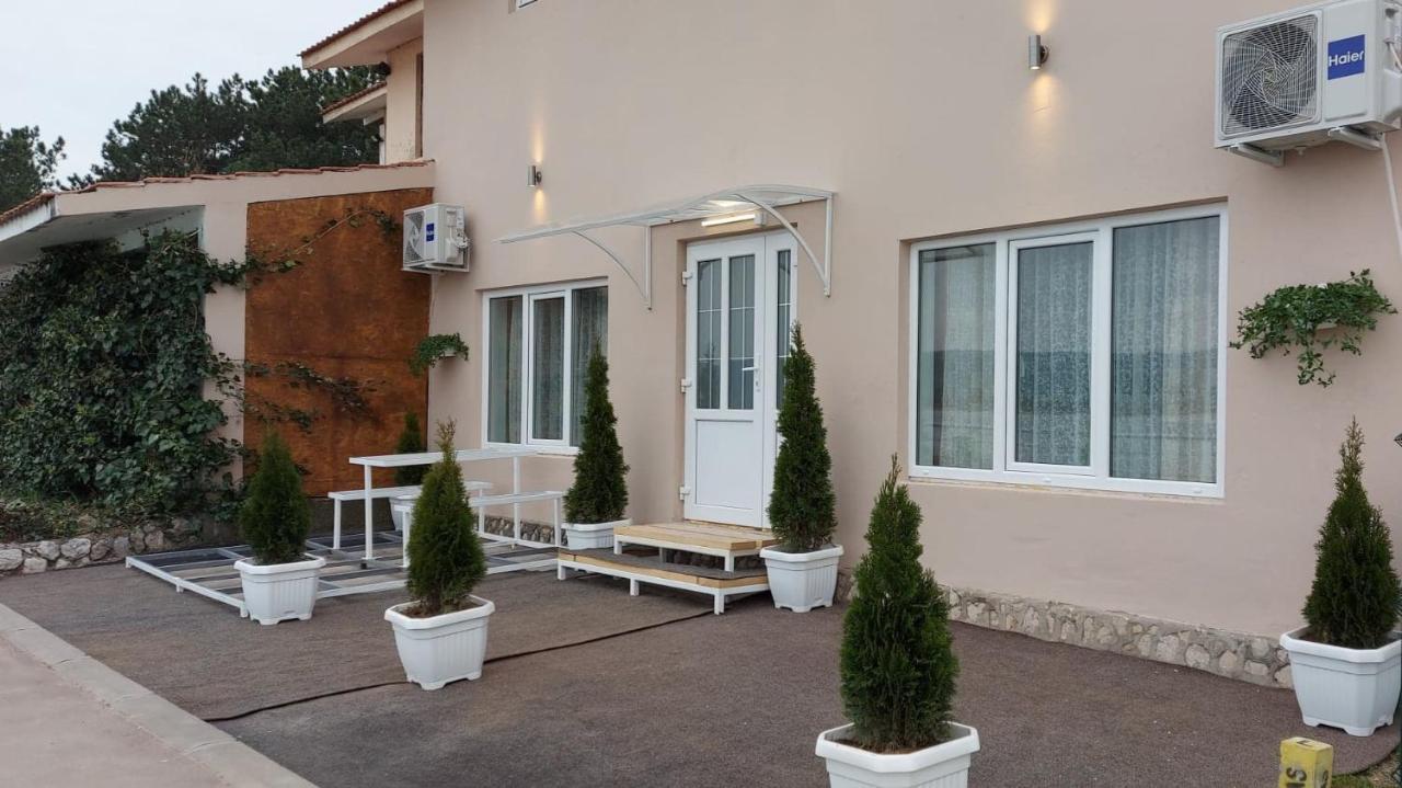 Fenix Apartment & Rooms Vinci Εξωτερικό φωτογραφία
